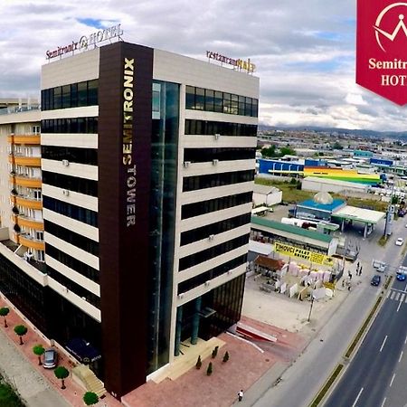 Semitronix Hotel Prishtina Prishtine Bagian luar foto