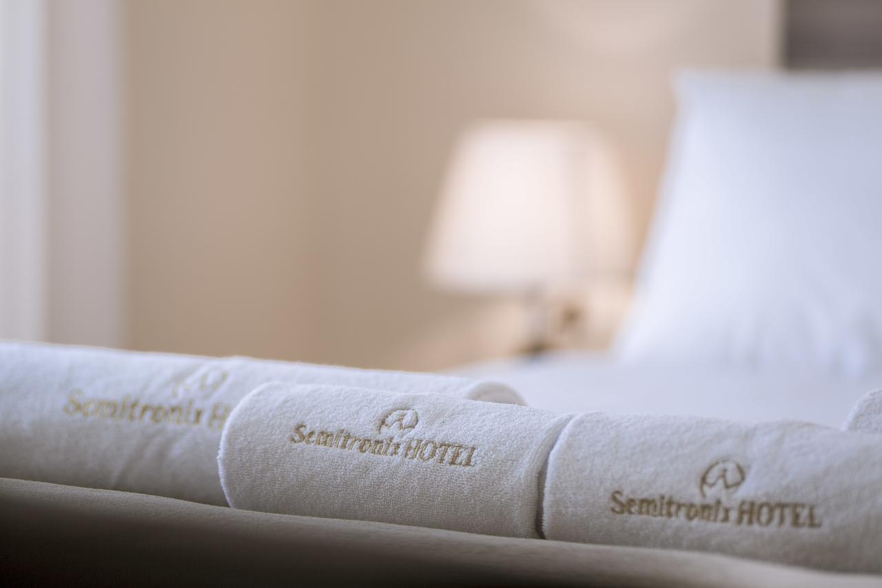 Semitronix Hotel Prishtina Prishtine Bagian luar foto