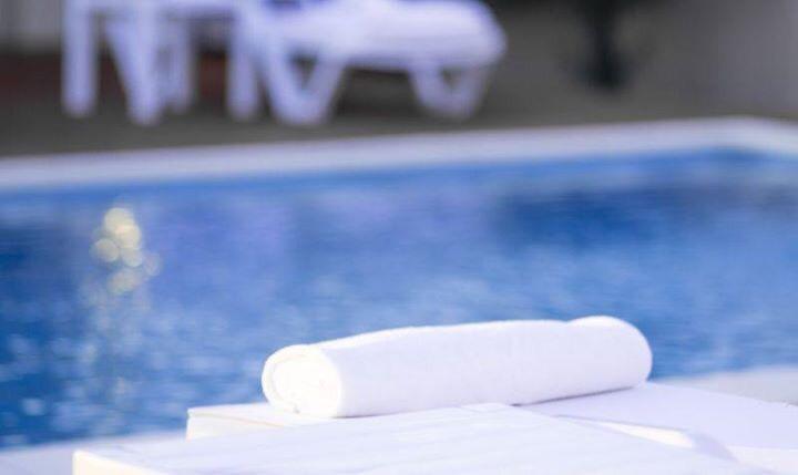 Semitronix Hotel Prishtina Prishtine Bagian luar foto